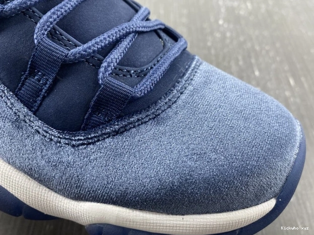 11 MIDNIGHT WMNS JORDAN NAVY AR0715-441 VELVET AIR 0527